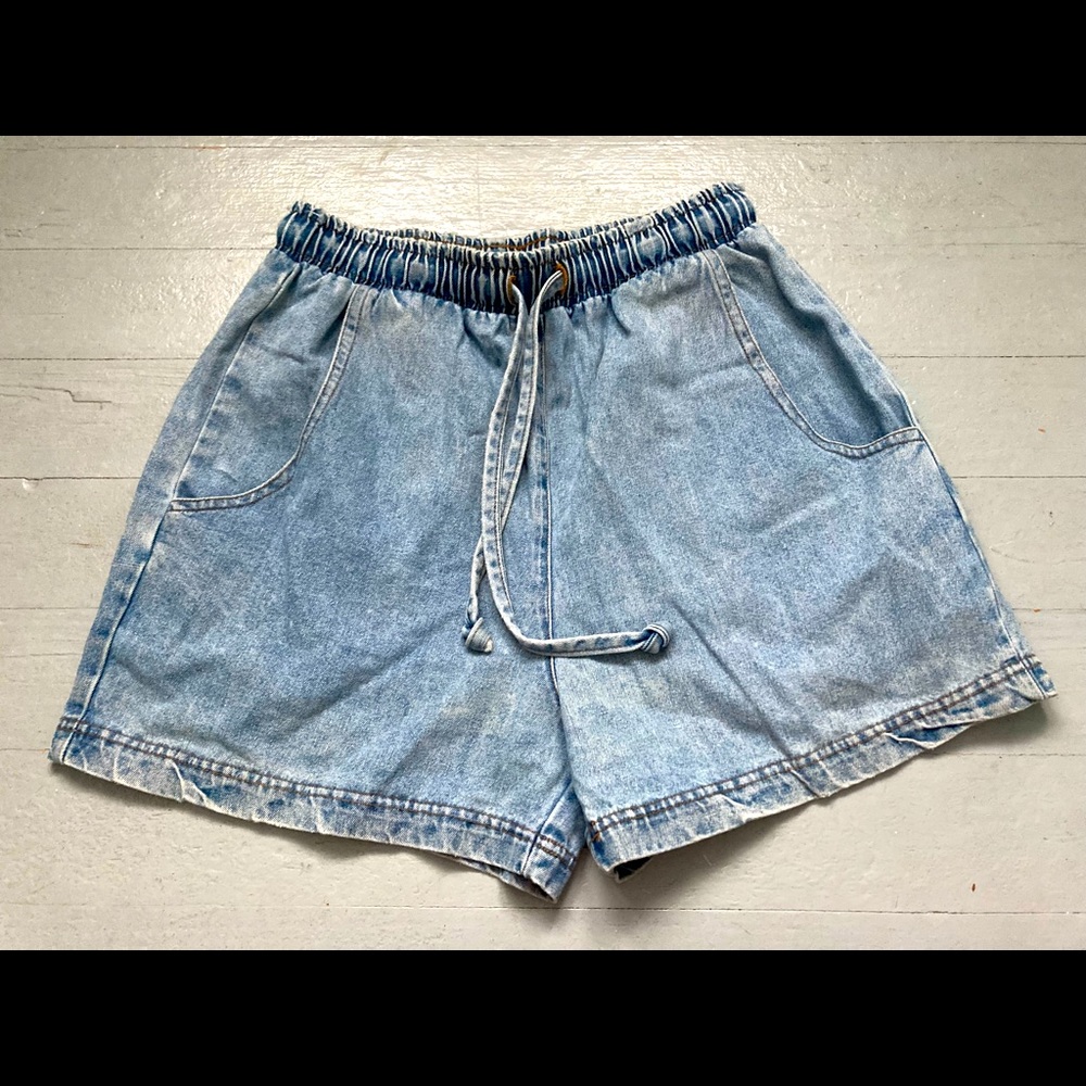 Vintage Bluenotes denim high rise shorts